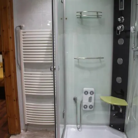 Hotel Lo Scoiattolo Cotronei