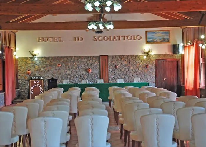 酒店 Lo Scoiattolo Cotronei